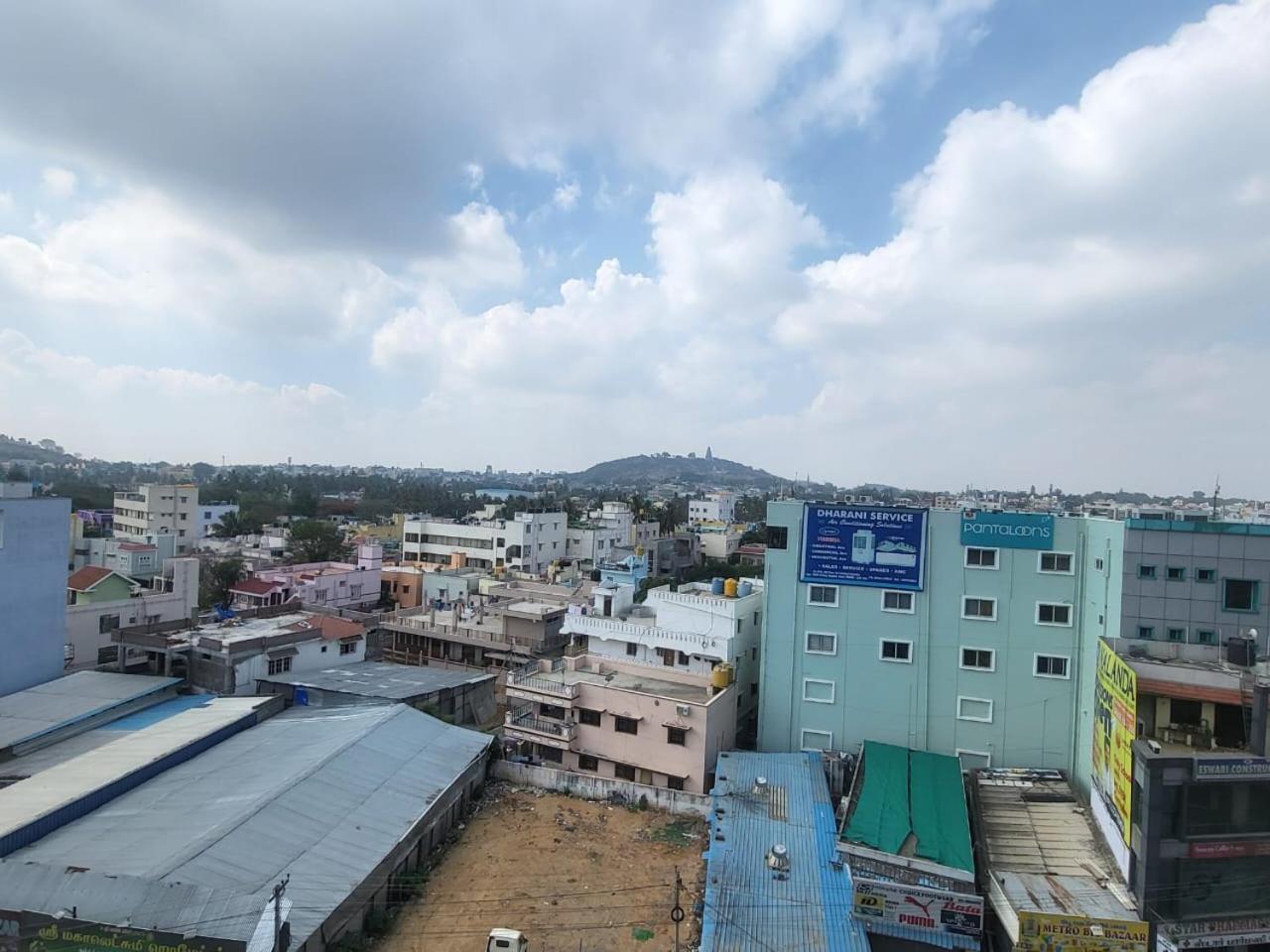 Grand Continent Hosur A Sarovar Portico Affiliate Hotel Buitenkant foto
