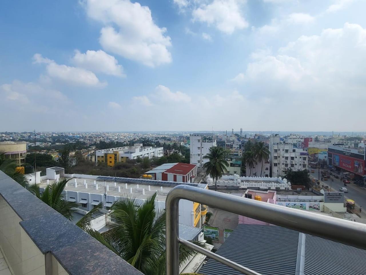 Grand Continent Hosur A Sarovar Portico Affiliate Hotel Buitenkant foto